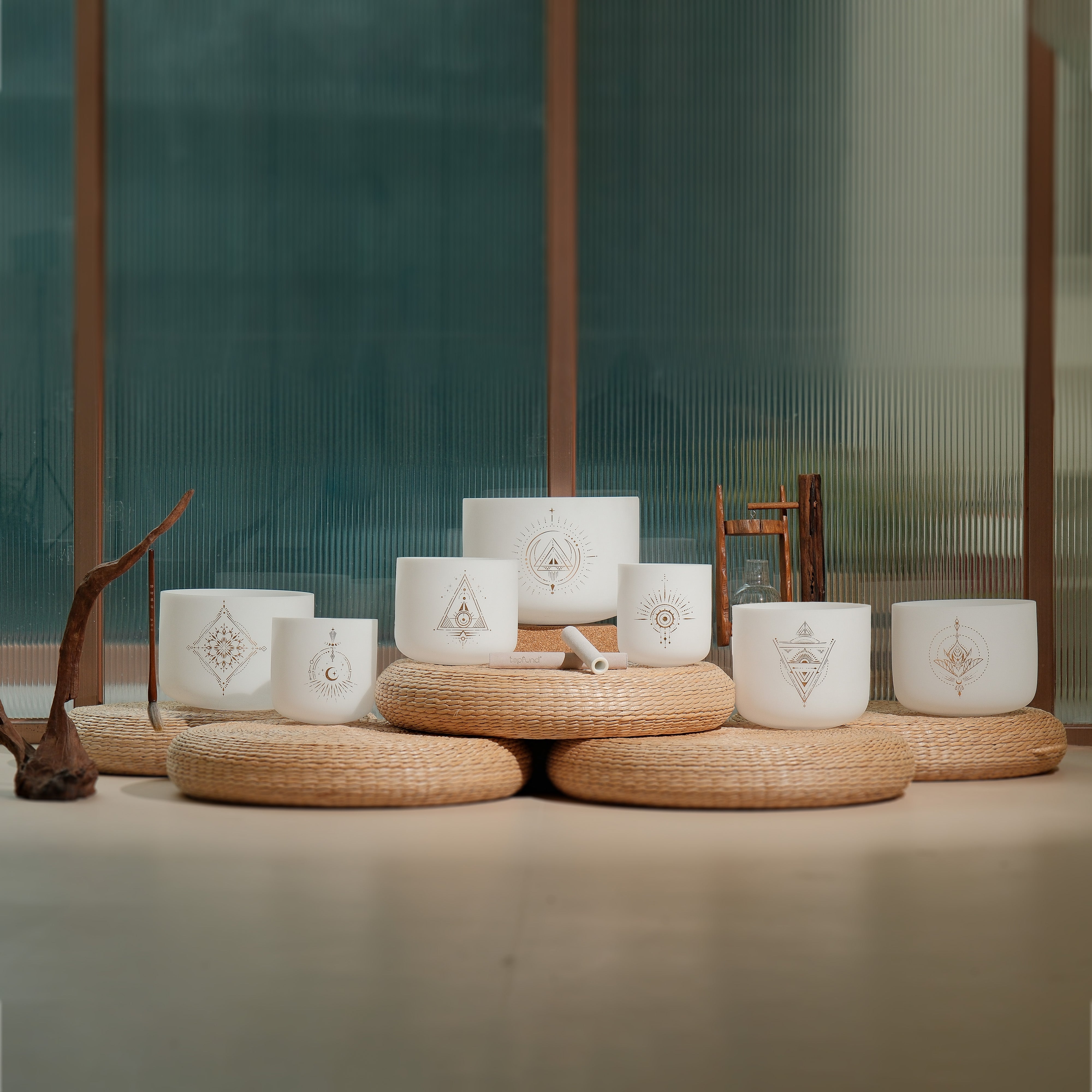 TOPFUND Eternal Hearts Series Set of 7 Crystal Singing Bowls 6-12 inch - TOPFUND Crystal Singing Bowl